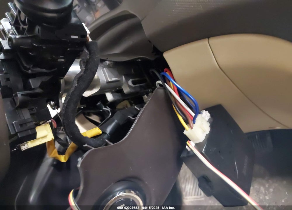 2014 HYUNDAI ACCENT VIN: KMHCU4AE4EU756106