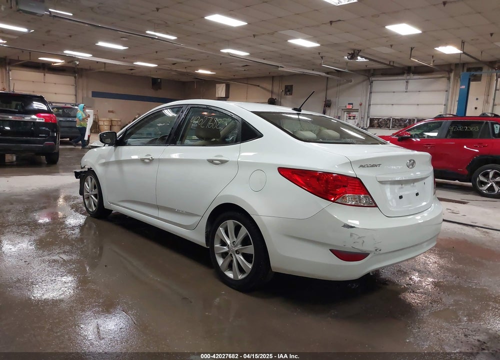 2014 HYUNDAI ACCENT VIN: KMHCU4AE4EU756106