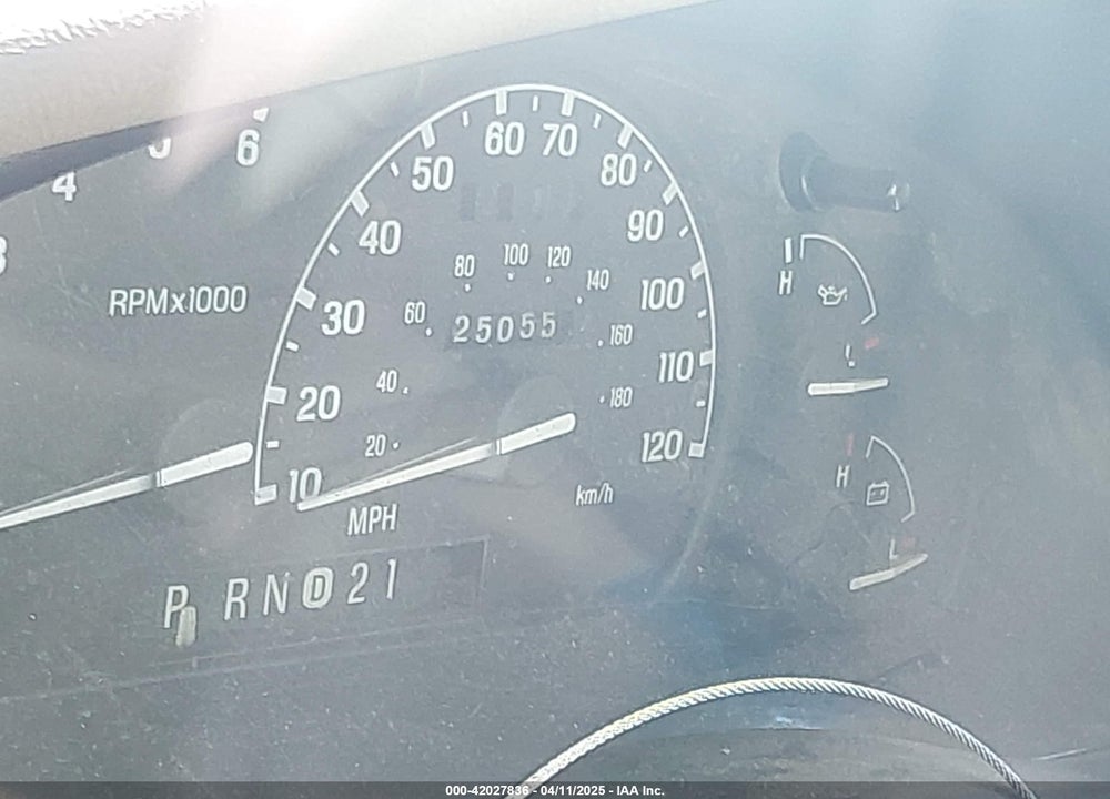 2000 FORD EXPLORER XLT VIN: 1FMDU63E6YUA49199