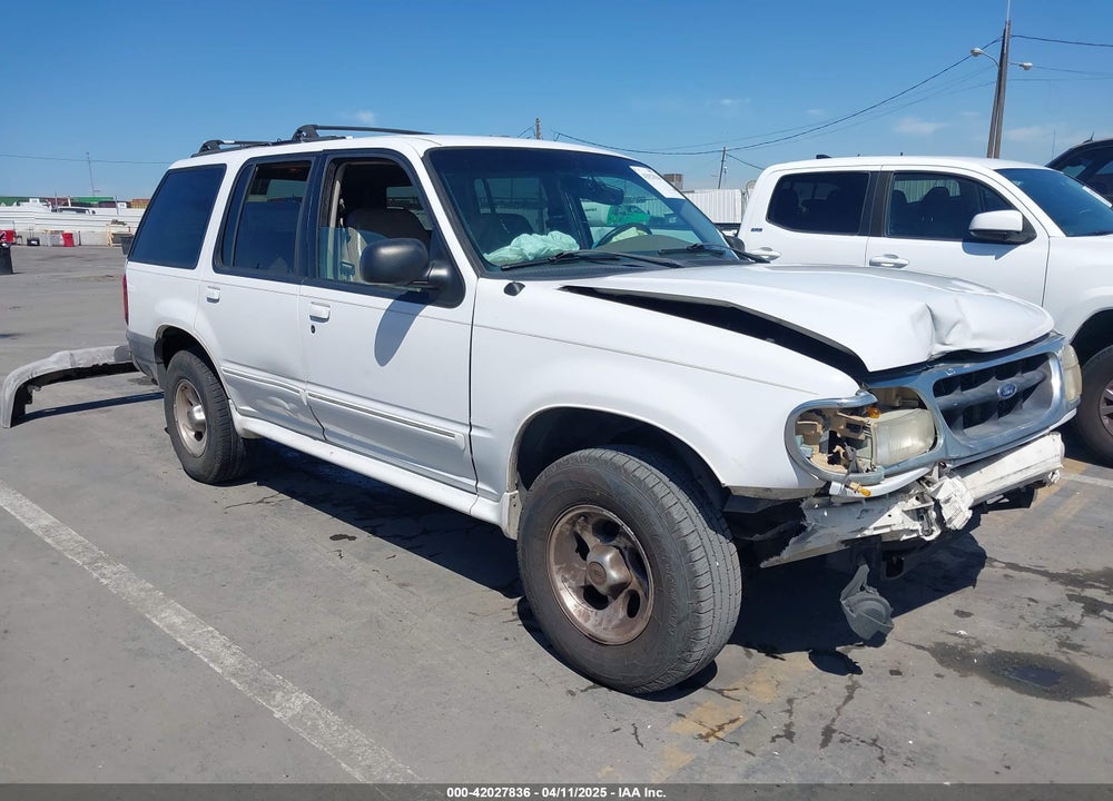 2000 FORD EXPLORER XLT VIN: 1FMDU63E6YUA49199