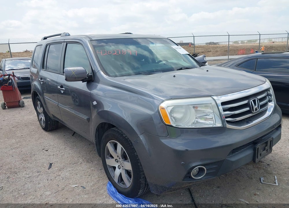 2015 HONDA PILOT TOURING VIN: 5FNYF4H94FB006633