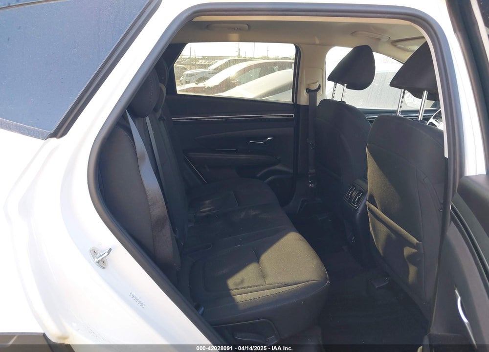 2022 HYUNDAI TUCSON VIN: KM8JF3AE1NU105558