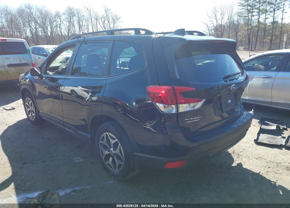 2022 SUBARU FORESTER VIN: JF2SKAEC1NH508936