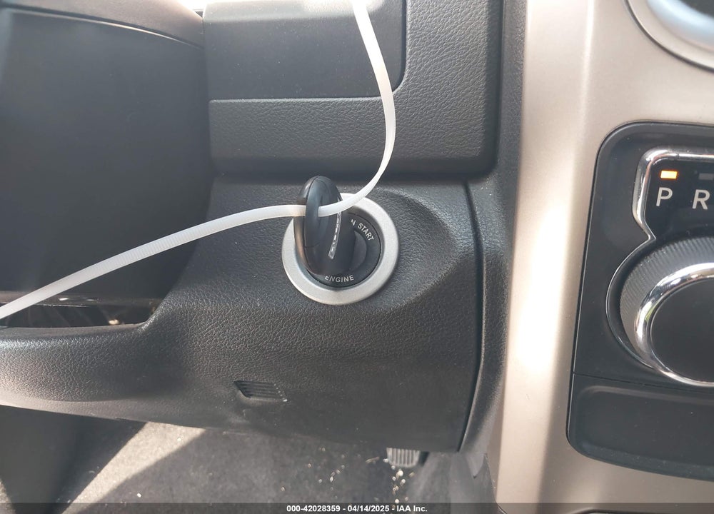 2017 RAM 1500 VIN: 1C6RR6LT0HS514041