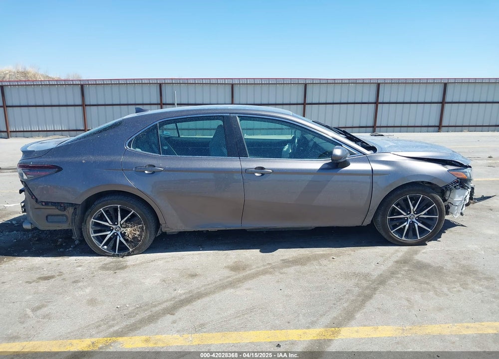 2021 TOYOTA CAMRY SE AWD VIN: 4T1G11BK3MU033732