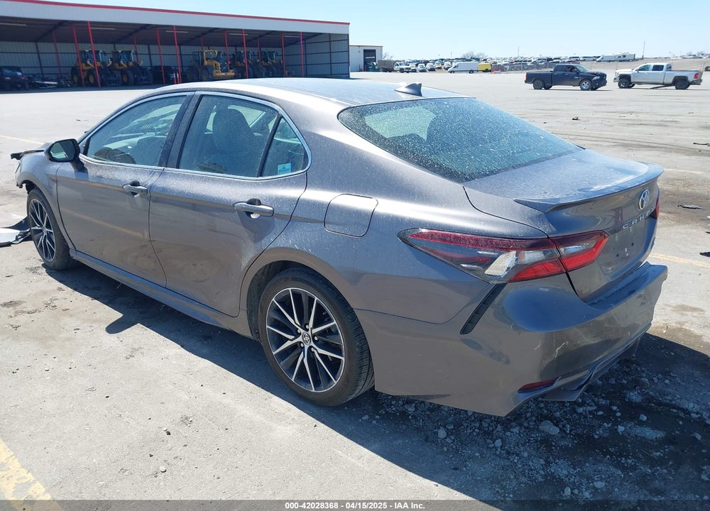 2021 TOYOTA CAMRY SE AWD VIN: 4T1G11BK3MU033732
