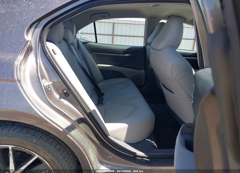 2021 TOYOTA CAMRY SE AWD VIN: 4T1G11BK3MU033732