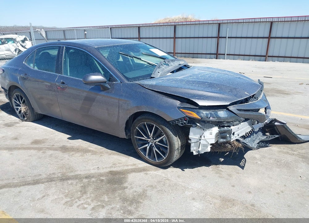 2021 TOYOTA CAMRY SE AWD VIN: 4T1G11BK3MU033732
