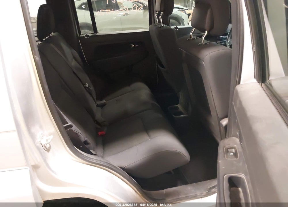 2012 JEEP LIBERTY VIN: 1C4PJMAK9CW111053