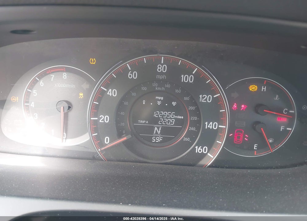 2016 HONDA ACCORD VIN: 1HGCR2F57GA127299