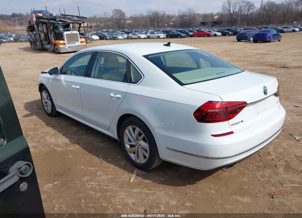 2018 VOLKSWAGEN PASSAT VIN: 1VWBA7A38JC048169