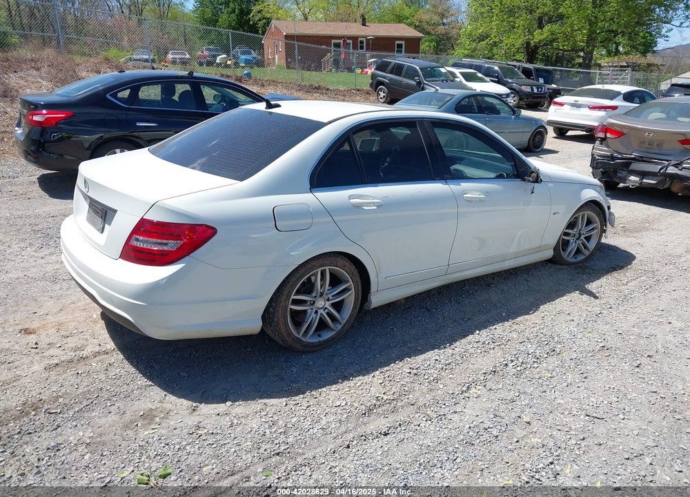 2012 MERCEDES-BENZ C 250 VIN: WDDGF4HB3CR199917