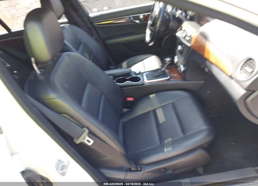 2012 MERCEDES-BENZ C 250 VIN: WDDGF4HB3CR199917