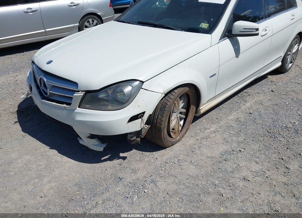 2012 MERCEDES-BENZ C 250 VIN: WDDGF4HB3CR199917