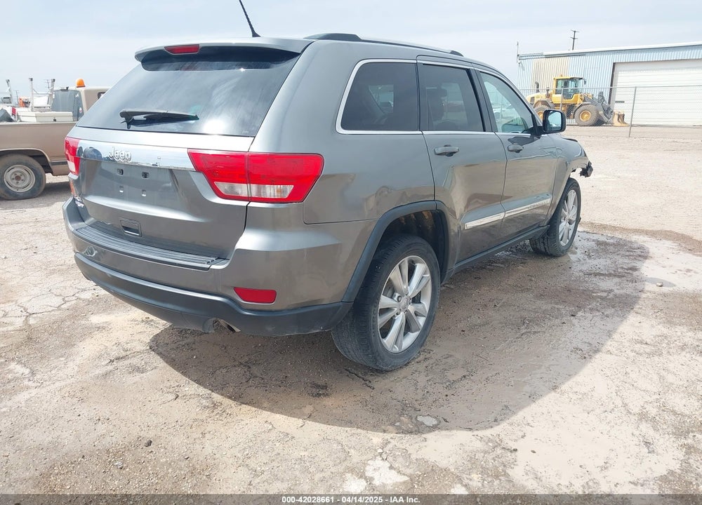 2012 JEEP GRAND CHEROKEE VIN: 1C4RJFAG1CC326332