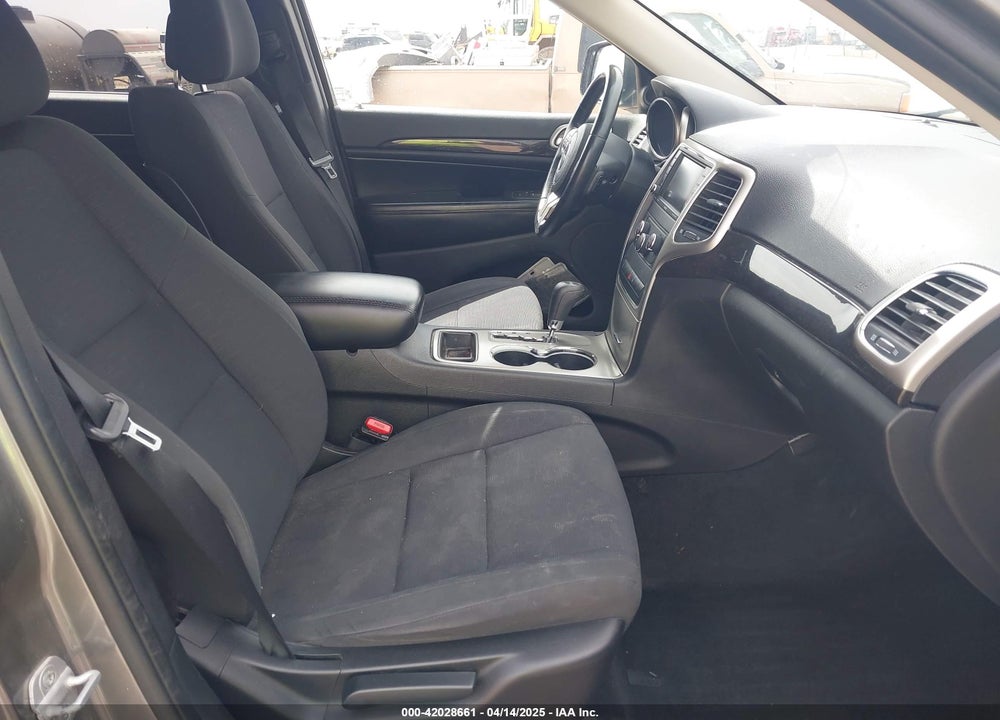 2012 JEEP GRAND CHEROKEE VIN: 1C4RJFAG1CC326332
