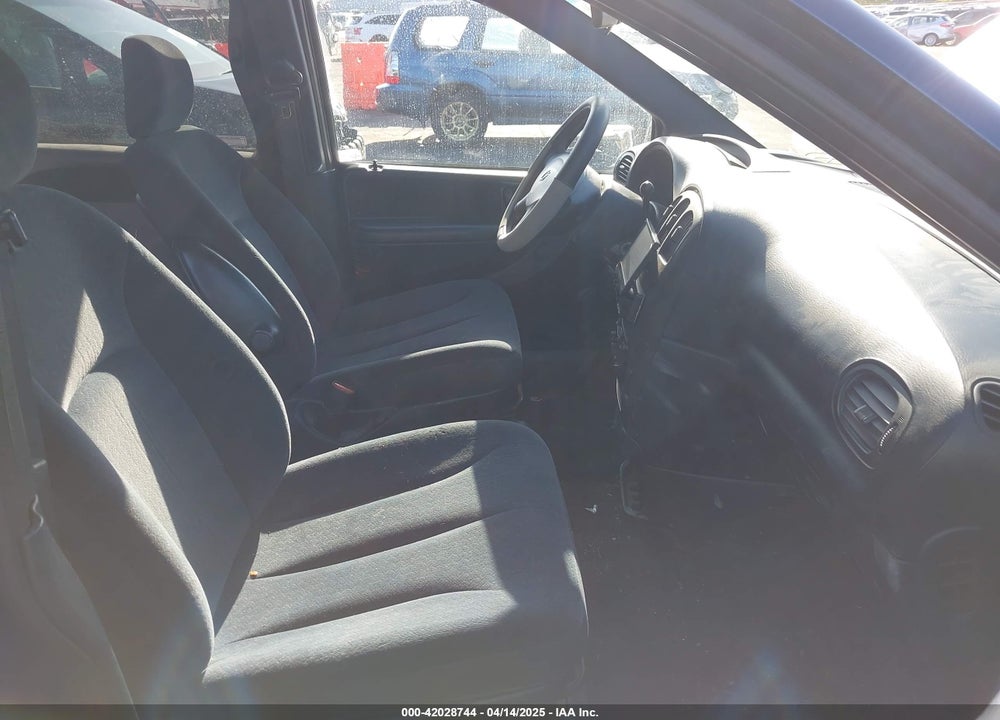 2001 DODGE GRAND CARAVAN SPORT VIN: 2B8GP44G81R118664