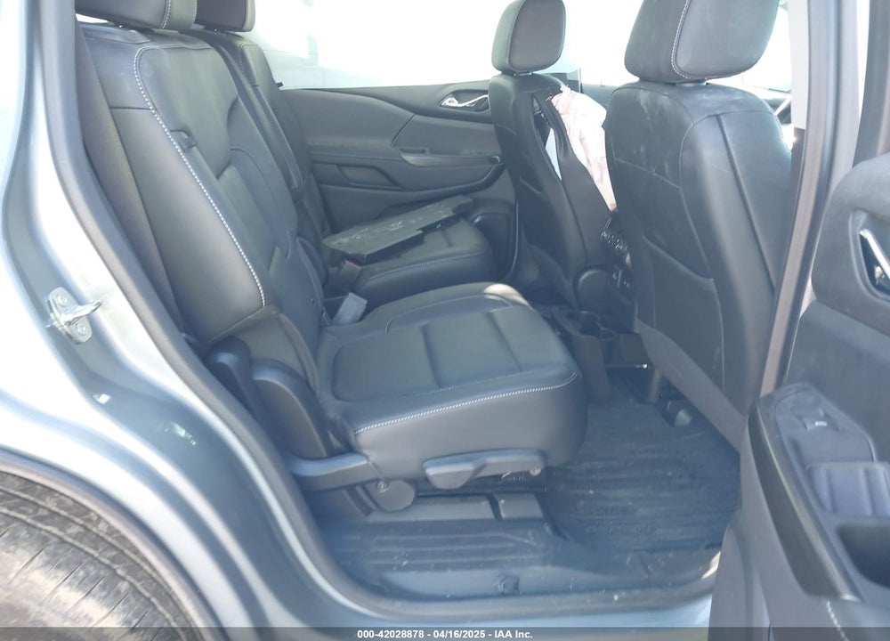 2023 GMC ACADIA AWD SLT VIN: 1GKKNUL40PZ165900