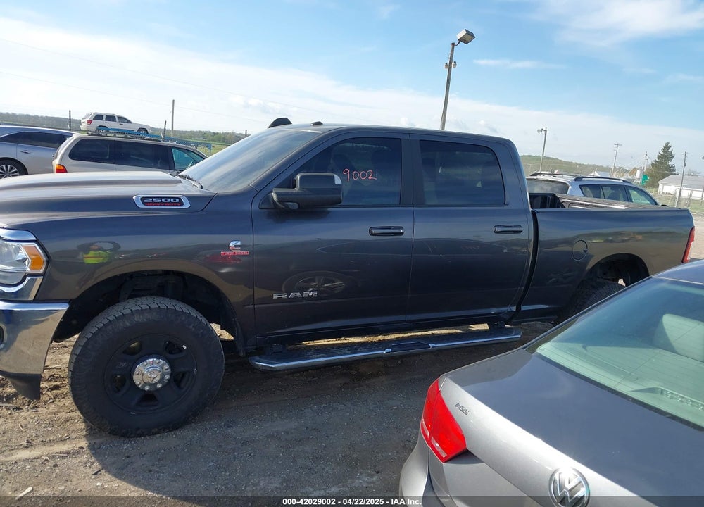 2021 RAM 2500 VIN: 3C6UR5DL8MG653404
