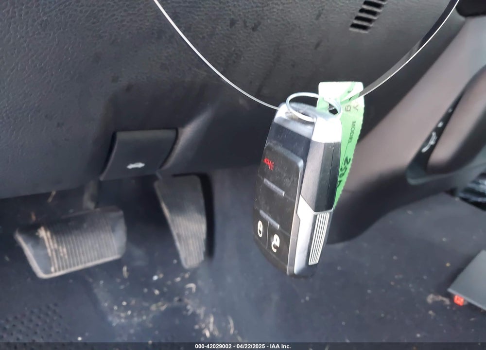 2021 RAM 2500 VIN: 3C6UR5DL8MG653404