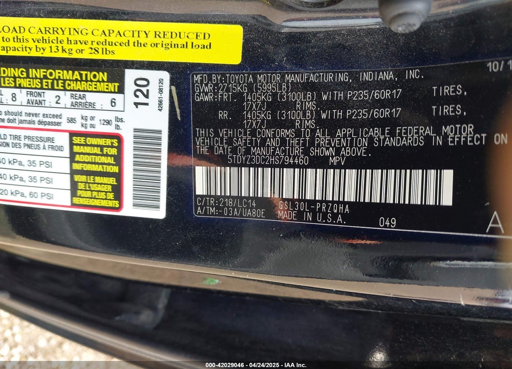 2017 TOYOTA SIENNA XLE 8 PASSENGER VIN: 5TDYZ3DC2HS794460