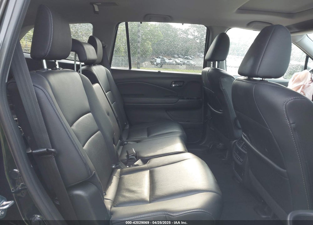 2019 HONDA PILOT EX-L VIN: 5FNYF5H52KB041345
