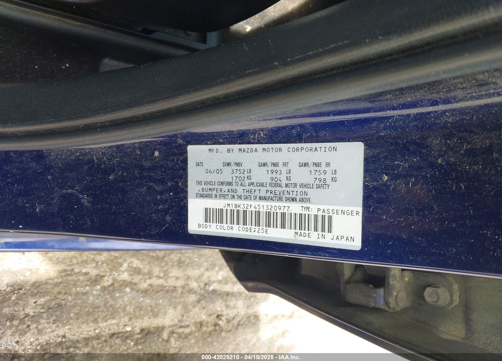 2005 MAZDA 3 I VIN: JM1BK32F451320977