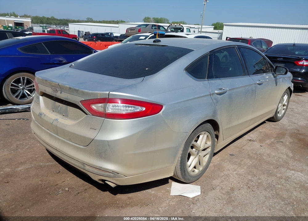 2016 FORD FUSION SE VIN: 3FA6P0H77GR174588