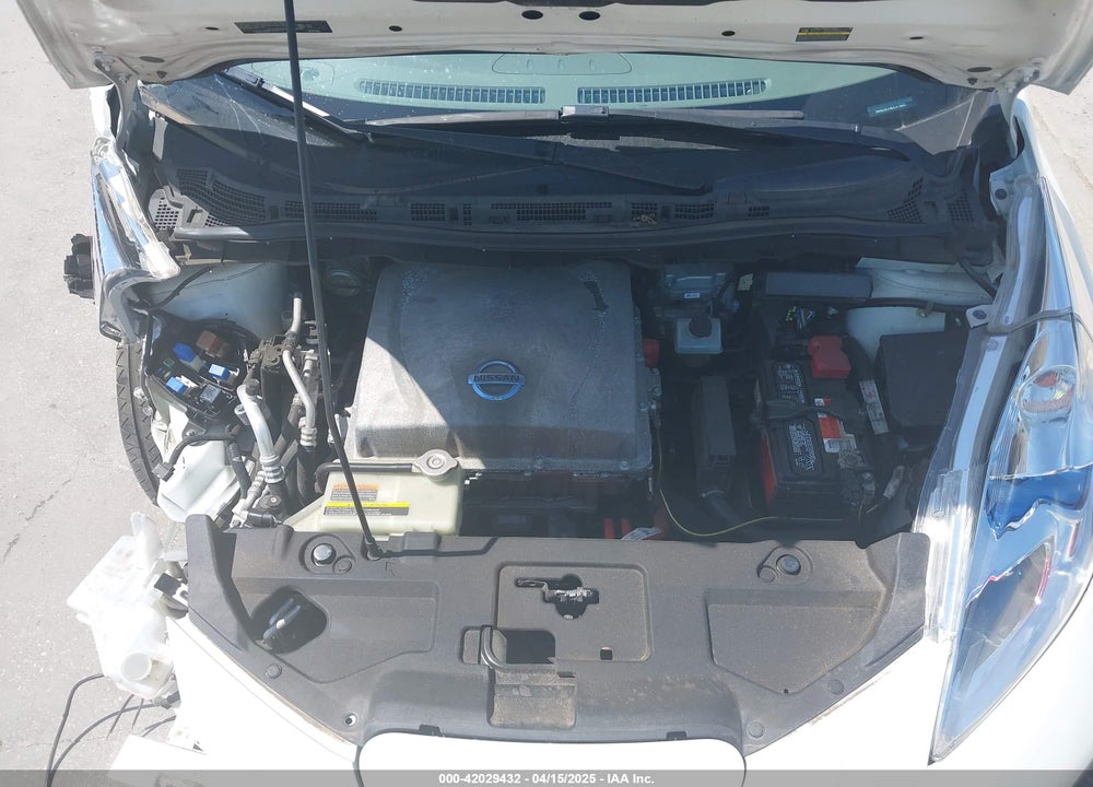 2013 NISSAN LEAF SV VIN: 1N4AZ0CP8DC413085
