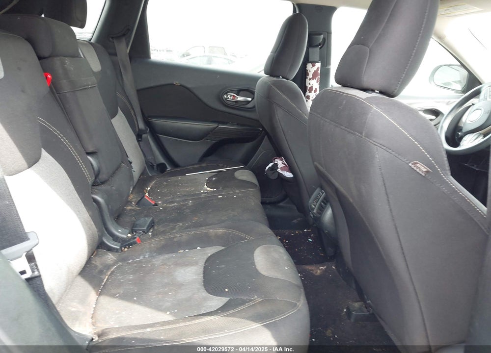 2016 JEEP CHEROKEE VIN: 1C4PJMAB6GW191398