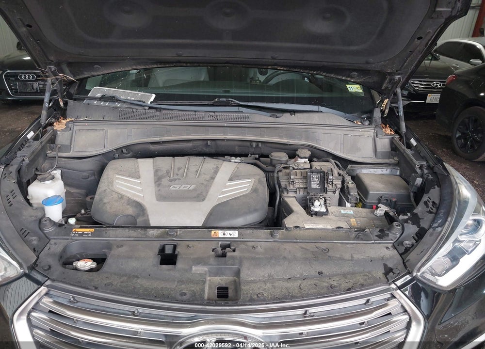 2018 HYUNDAI SANTA FE VIN: KM8SR4HFXJU263648