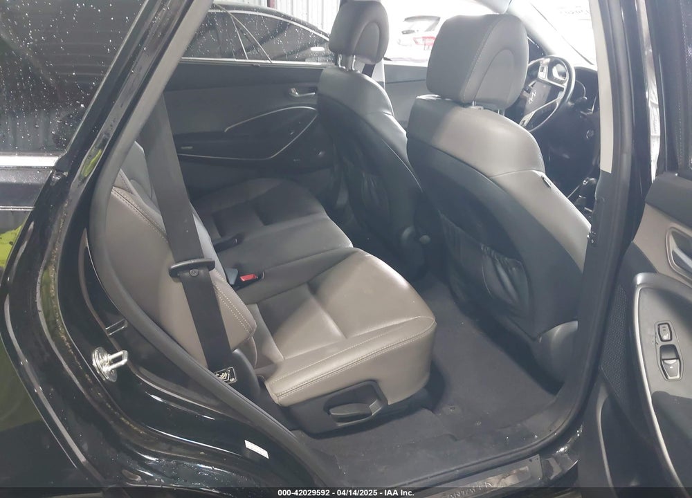2018 HYUNDAI SANTA FE VIN: KM8SR4HFXJU263648