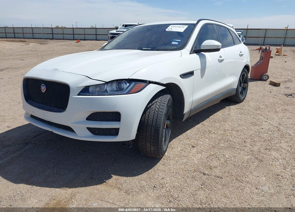 2018 JAGUAR F-PACE VIN: SADCJ2FX5JA264874