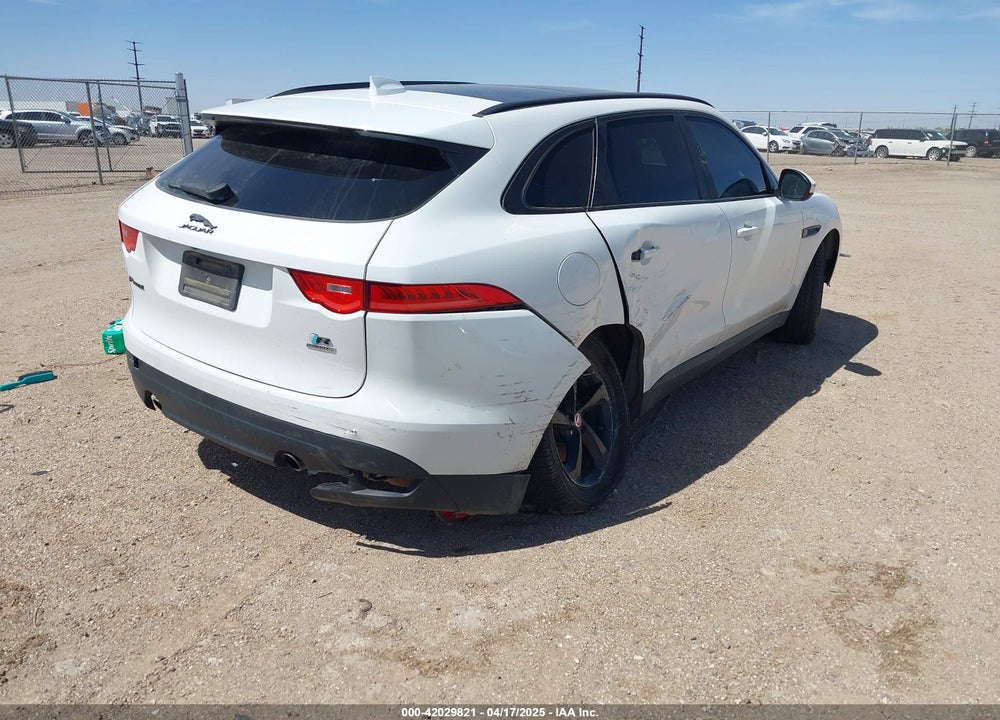 2018 JAGUAR F-PACE VIN: SADCJ2FX5JA264874