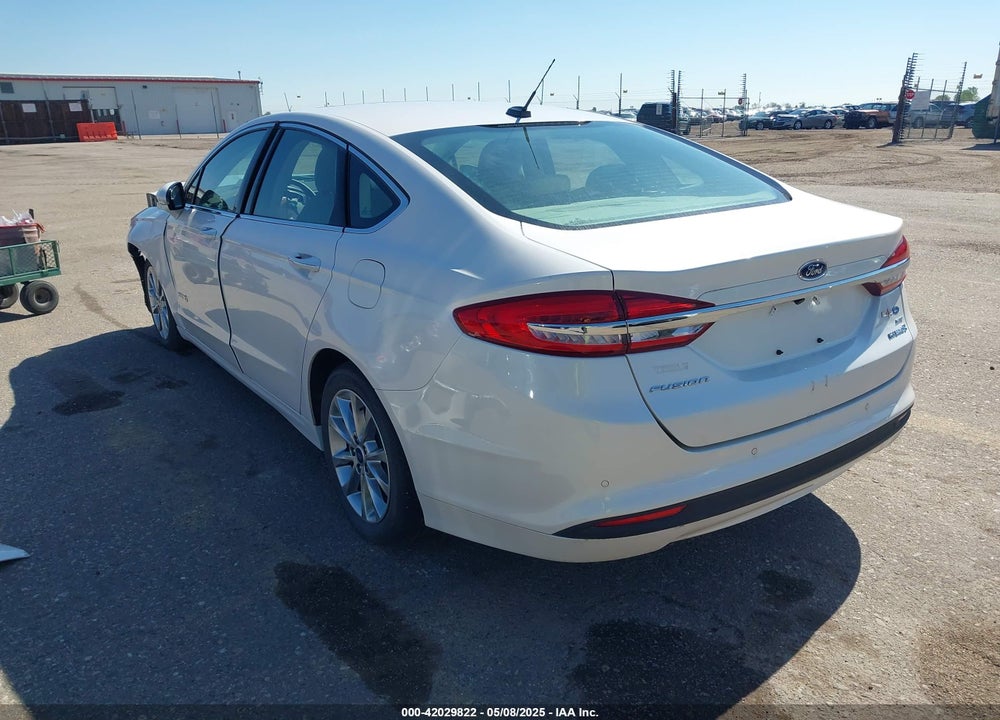 2017 FORD FUSION VIN: 3FA6P0LU8HR274729