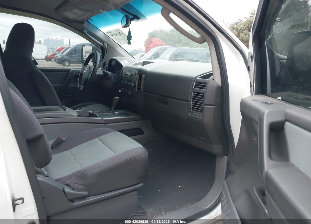 2007 NISSAN TITAN VIN: 1N6AA06B17N245555
