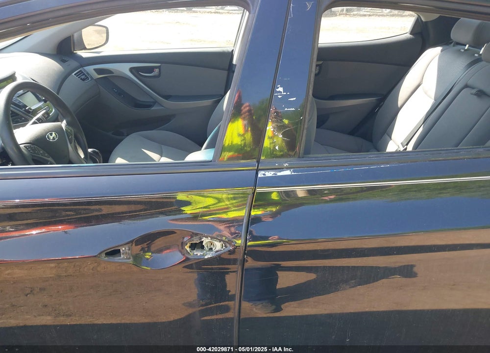 2015 HYUNDAI ELANTRA SE VIN: KMHDH4AE4FU439517
