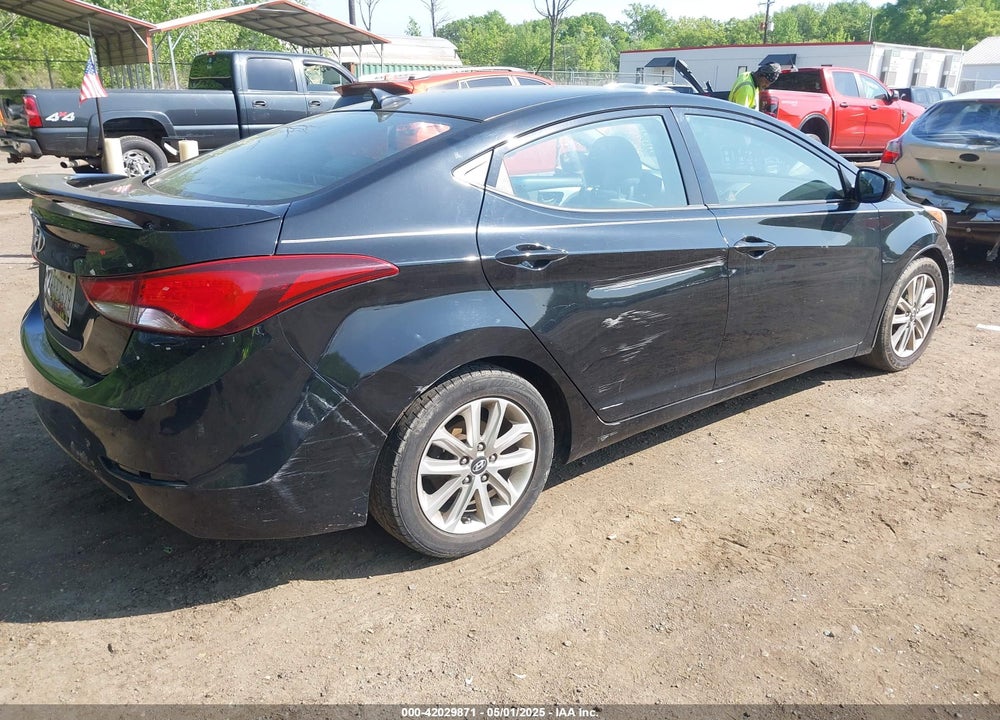 2015 HYUNDAI ELANTRA SE VIN: KMHDH4AE4FU439517