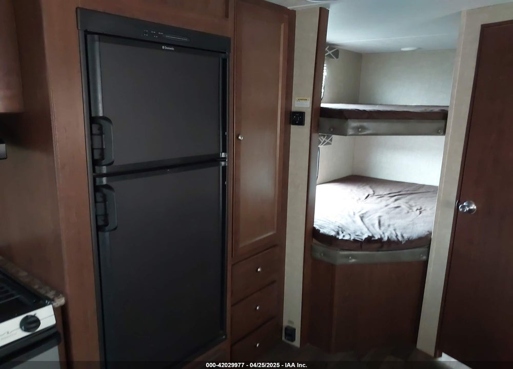 2017 KEYSTONE TRAVEL TRAILER VIN: 4YDT26B27HN200295
