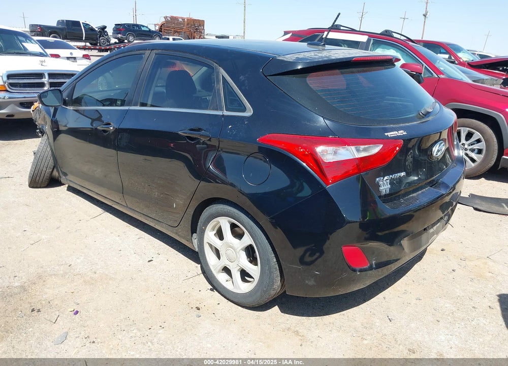 2017 HYUNDAI ELANTRA GT VIN: KMHD35LH1HU381705
