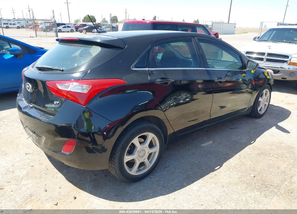 2017 HYUNDAI ELANTRA GT VIN: KMHD35LH1HU381705