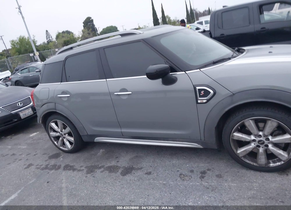 2020 MINI COOPER VIN: WMZYW7C00L3L92535