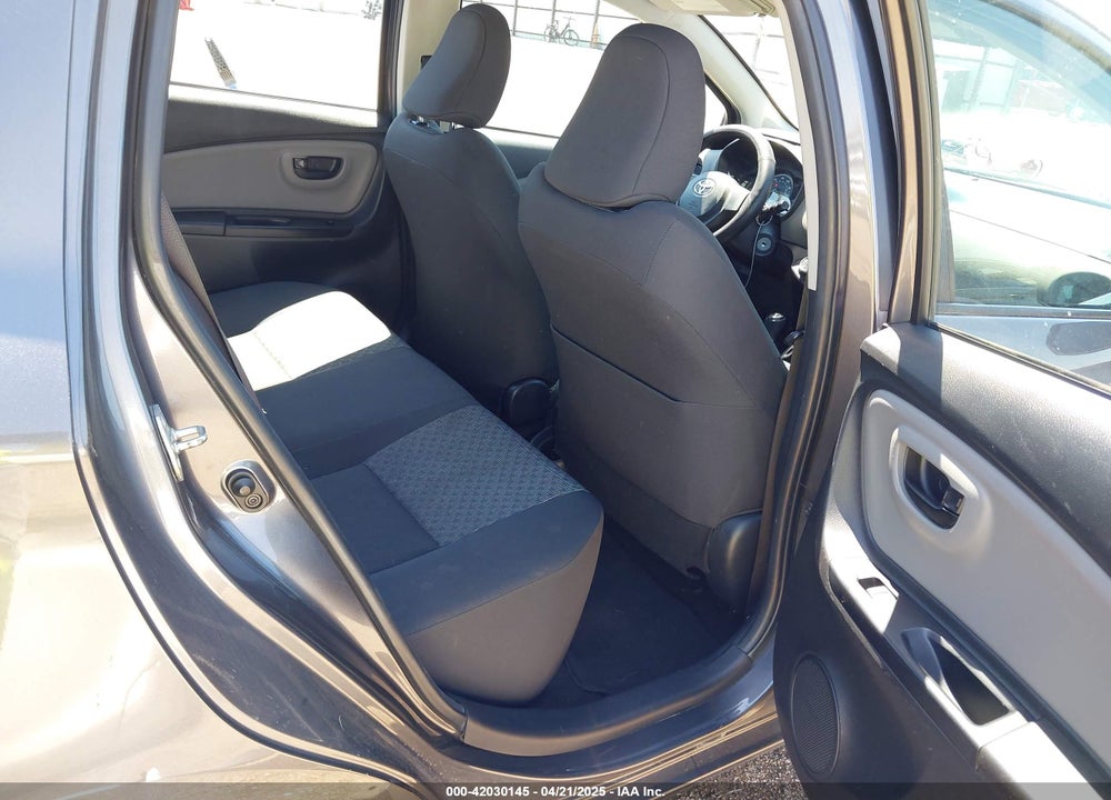 2015 TOYOTA YARIS VIN: VNKKTUD36FA038614