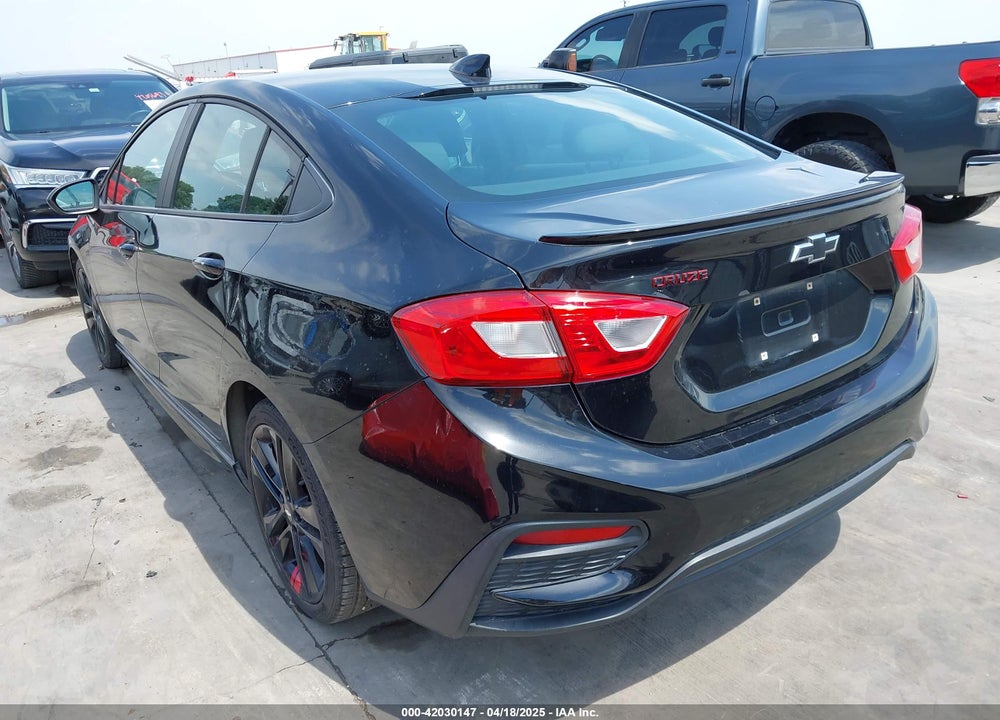 2018 CHEVROLET CRUZE VIN: 1G1BE5SM7J7159736
