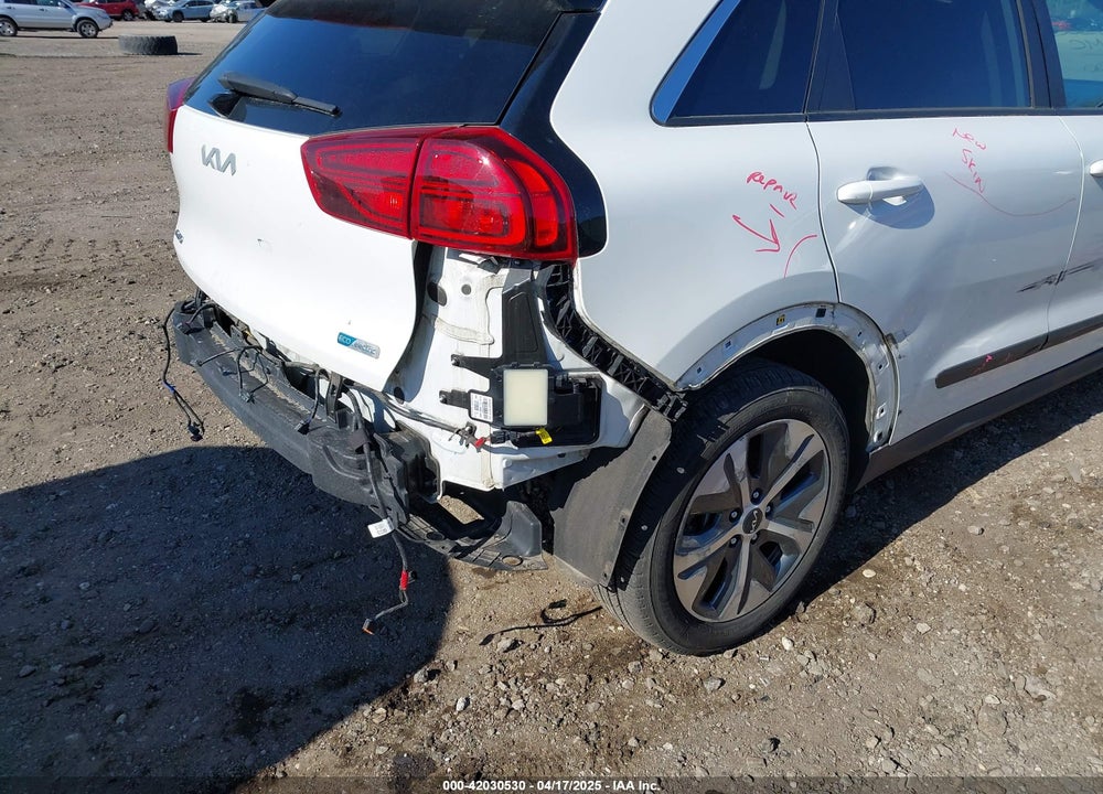 2022 KIA NIRO EV VIN: KNDCE3LG9N5146643
