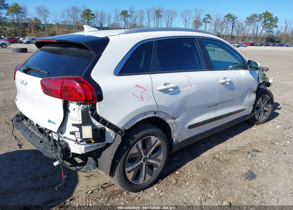 2022 KIA NIRO EV VIN: KNDCE3LG9N5146643