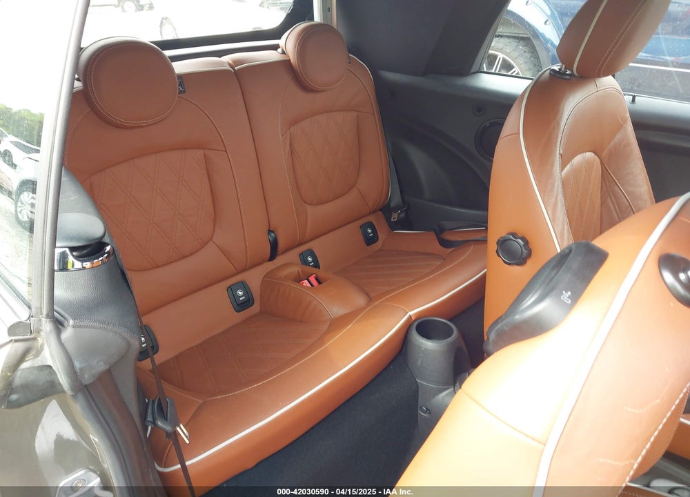 2016 MINI CONVERTIBLE VIN: WMWWG5C53G3C19327