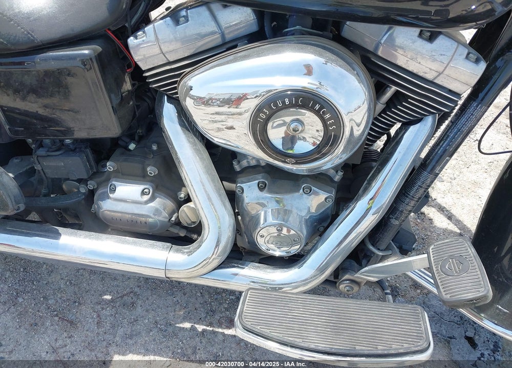 2014 HARLEY-DAVIDSON FLD SWITCHBACK VIN: 1HD1GZM33EC301584