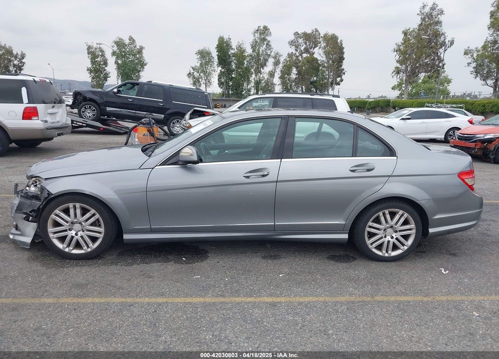 2008 MERCEDES-BENZ C CLASS VIN: WDDGF54X08R024524