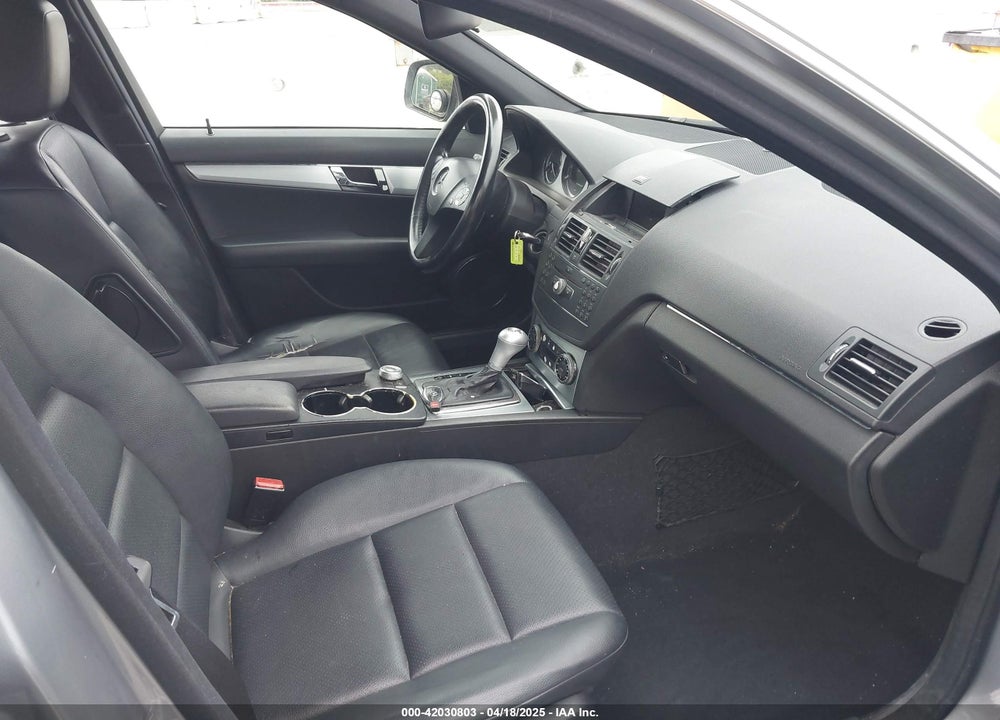 2008 MERCEDES-BENZ C CLASS VIN: WDDGF54X08R024524